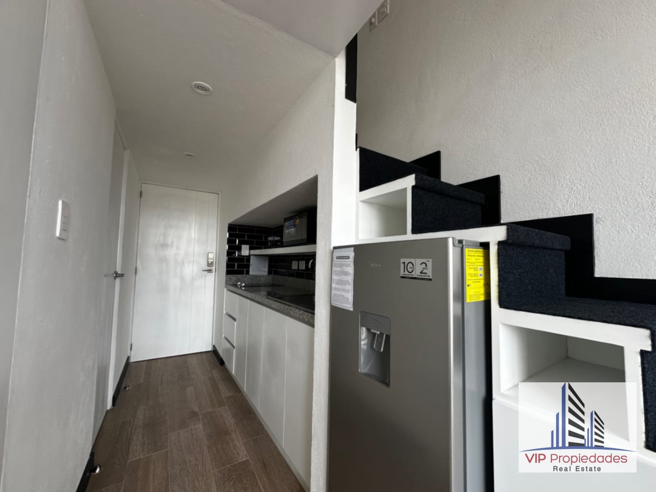 Lofts en alquiler, zona 10 — Apartamento en Alquiler en Urban Loft, Zona 10, Guatemala, Ciudad — foto 2 de 9