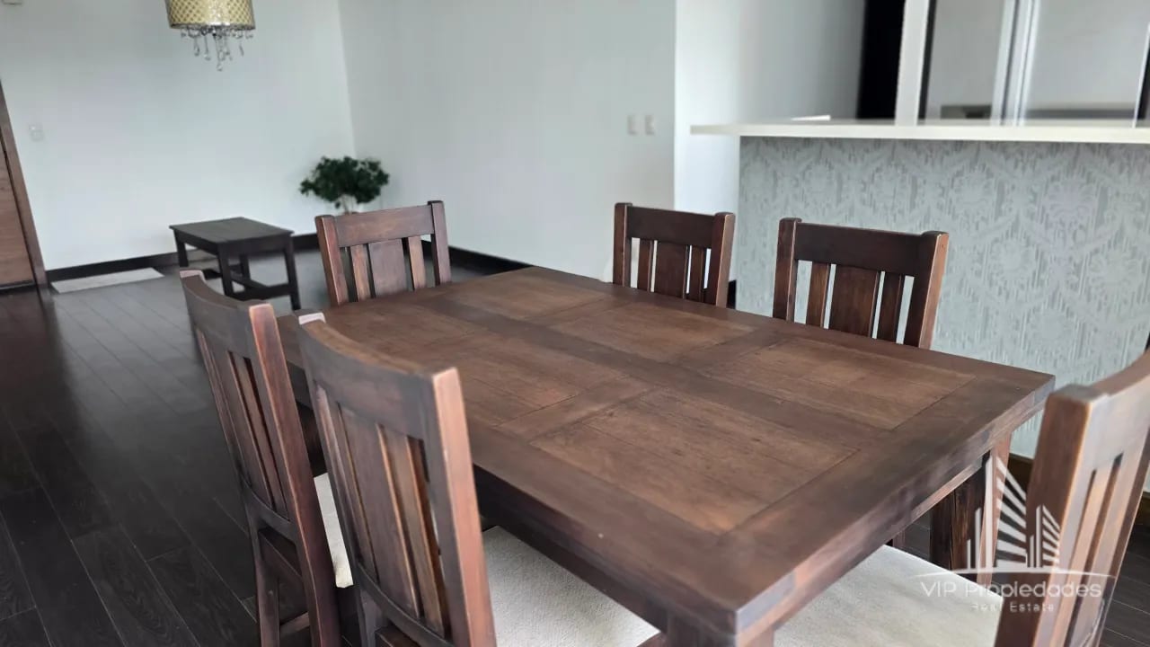 Apartamento amueblado en alquiler, Zona 14 — Apartamento en Alquiler en Catania, Zona 14, Guatemala, Ciudad — foto 6 de 13