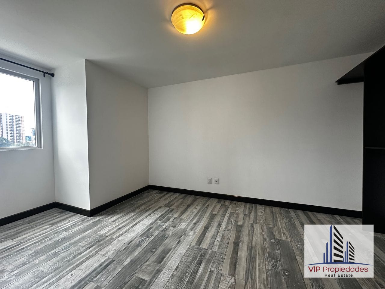 Zona 14, apartamento en alquiler — Apartamento en Alquiler en Catania, Zona 14, Guatemala, Ciudad — foto 7 de 12