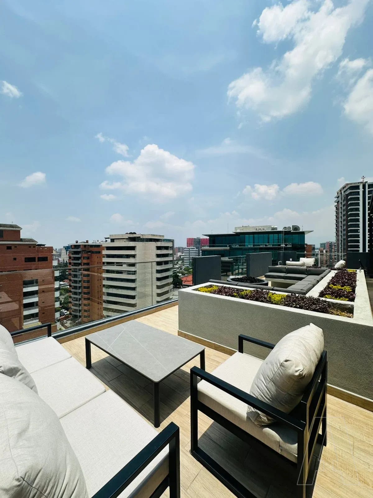 Naori venta — Apartamento en Venta en Naori, Zona 10, Guatemala, Ciudad — foto 9 de 11