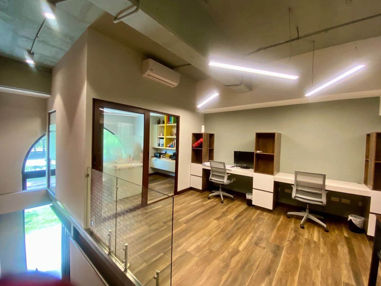 PRECIOSA Y AMPLIA OFICINA EN VENTA LIRIOS DE CAYALA II — Oficina en Venta en Lirios de Cayalá II, Zona 16, Guatemala, Ciudad — foto 8 de 17