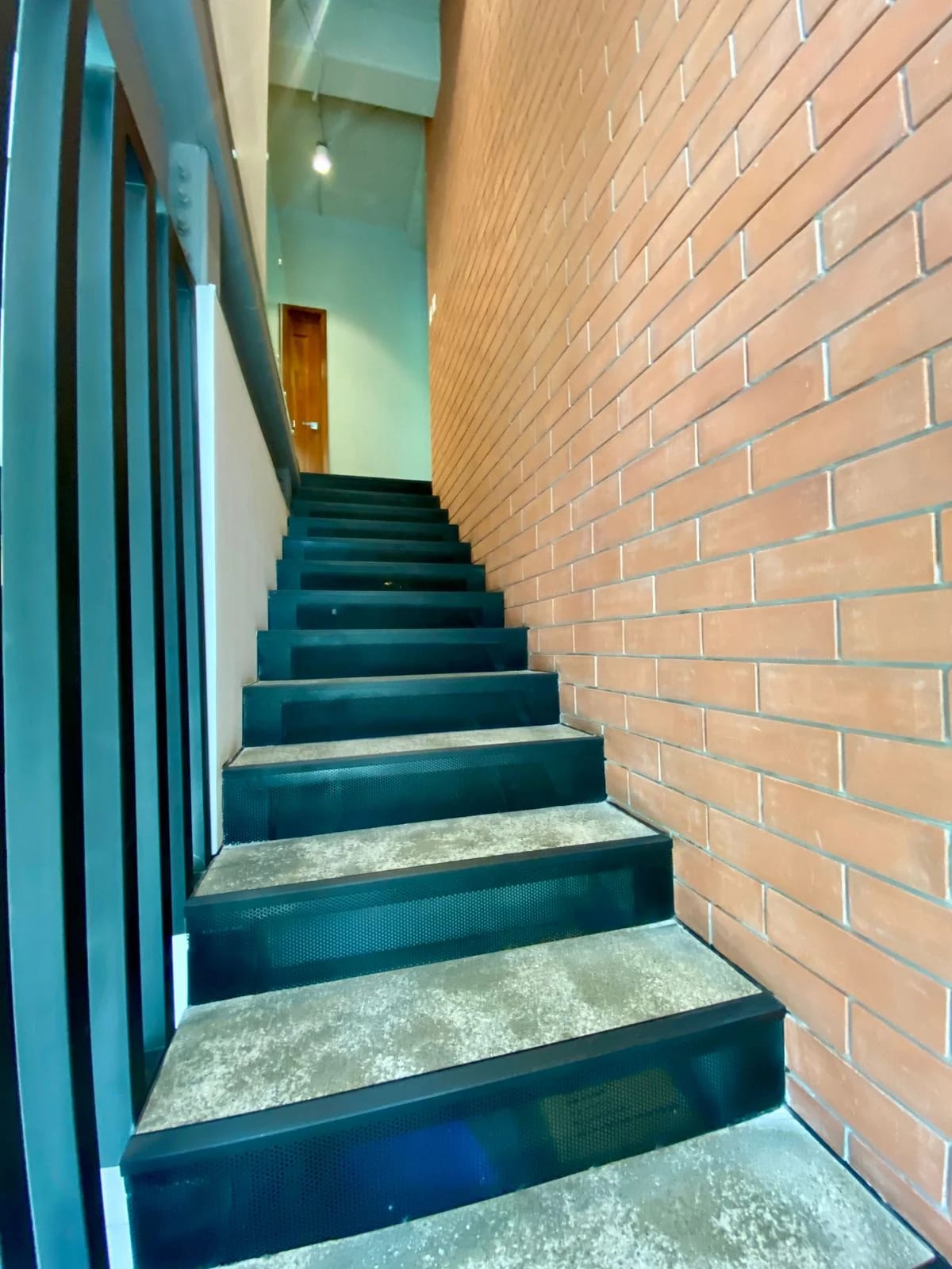 PRECIOSA Y AMPLIA OFICINA EN VENTA LIRIOS DE CAYALA II — Oficina en Venta en Lirios de Cayalá II, Zona 16, Guatemala, Ciudad — foto 16 de 17