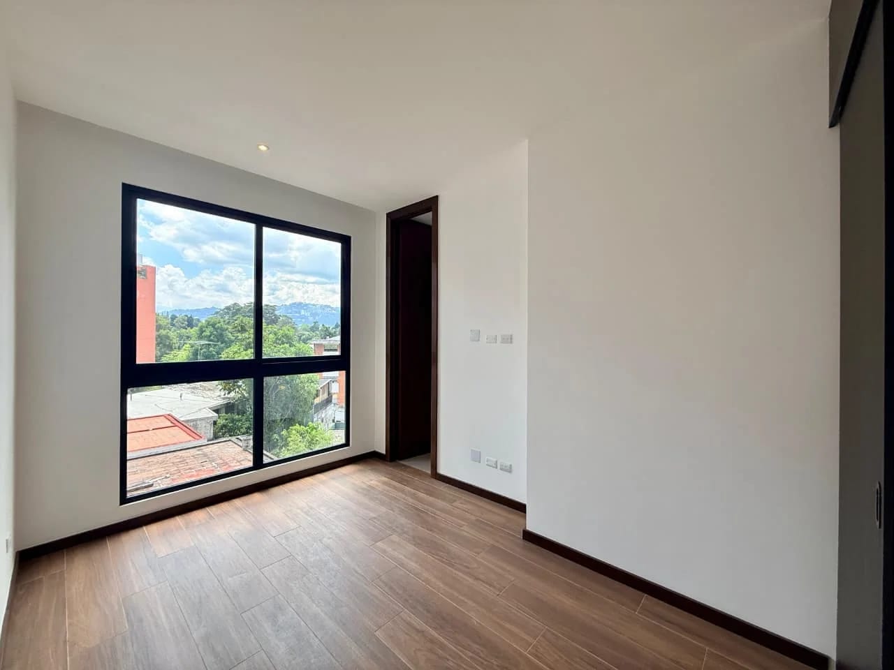 RENTA APTO NUEVO 2 HAB + BALCON AMPLIO ZONA 14 EDIFICIO TERO — Apartamento en Alquiler en Zona 14, Guatemala, Ciudad — foto 8 de 16
