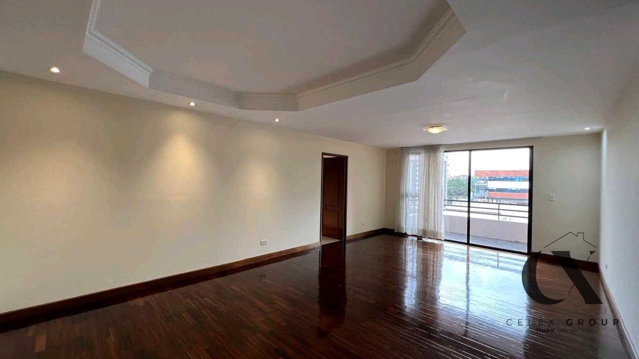 📍 APARTAMENTO EN VENTA en zona 14 Edificio Almeira — Apartamento en Venta en Almeira, Zona 14, Guatemala, Ciudad — foto 1 de 8