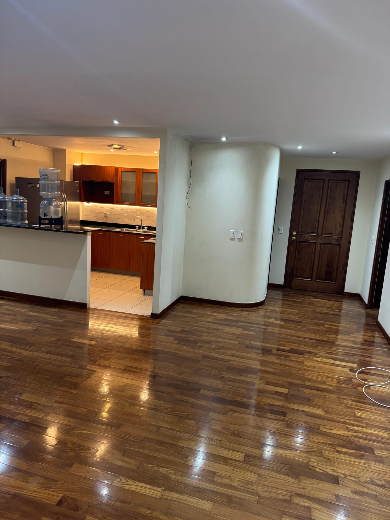 Apartamento Real de las americas Zona 14 — Apartamento en Alquiler en Real de Las Américas, Zona 14, Guatemala, Ciudad — foto 9 de 17