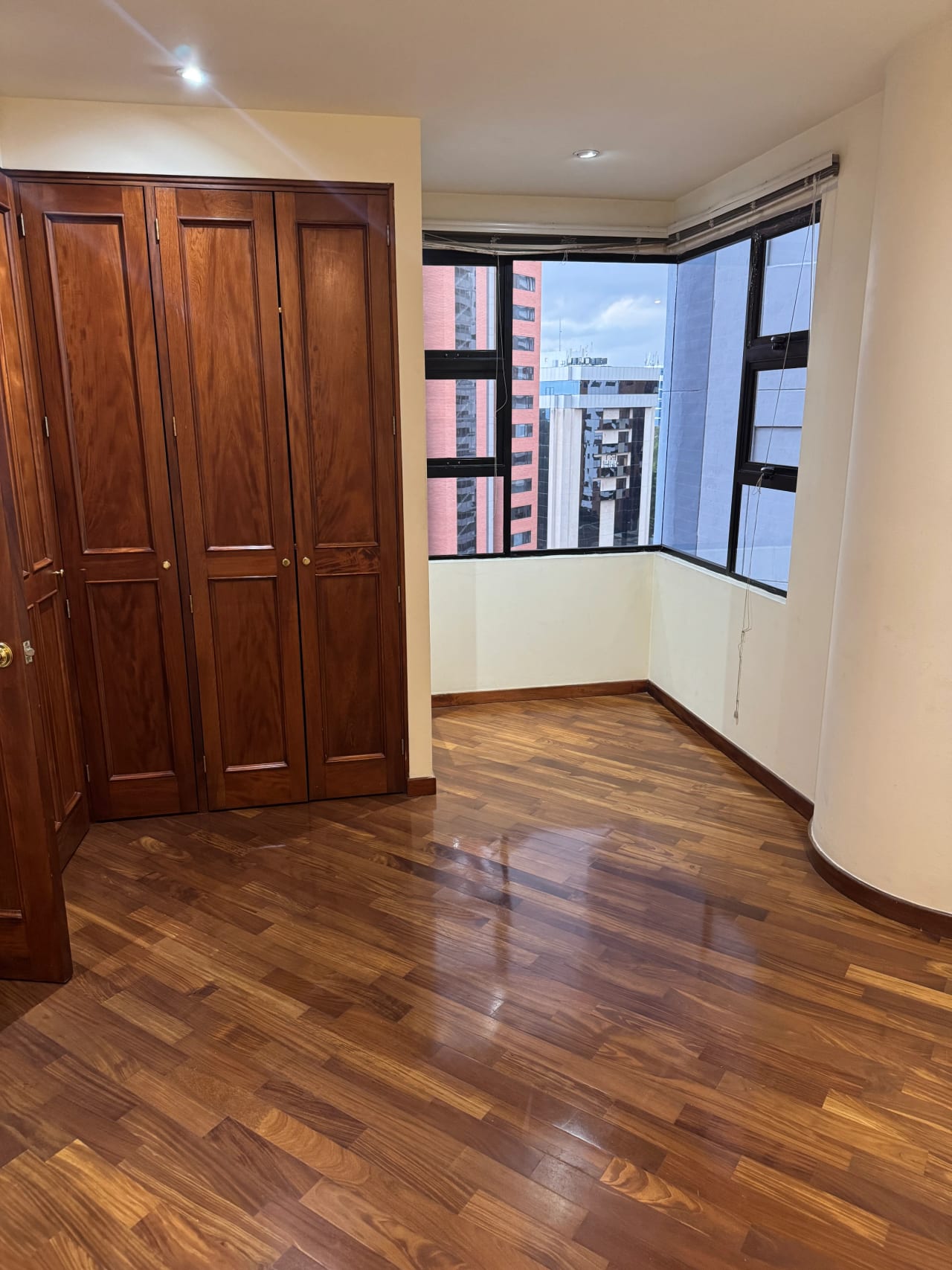 Apartamento Real de las americas Zona 14 — Apartamento en Alquiler en Real de Las Américas, Zona 14, Guatemala, Ciudad — foto 11 de 17
