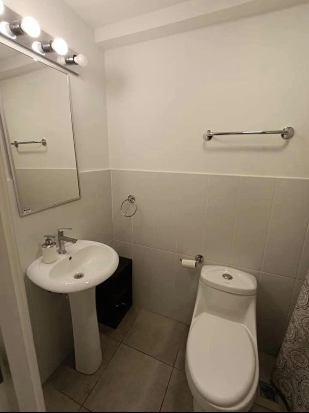 Apartamento Mondra Yurrita Zona 4 — Apartamento en Alquiler en Modra, Zona 4, Guatemala, Ciudad — foto 5 de 9