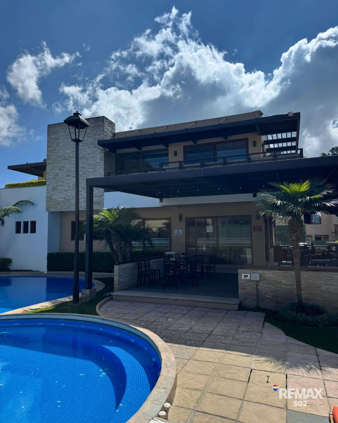 Espectacular Casa en CAES — Casa en Venta en Cumbres de La Arboleda, Carretera a El Salvador, Guatemala, Ciudad — foto 2 de 10