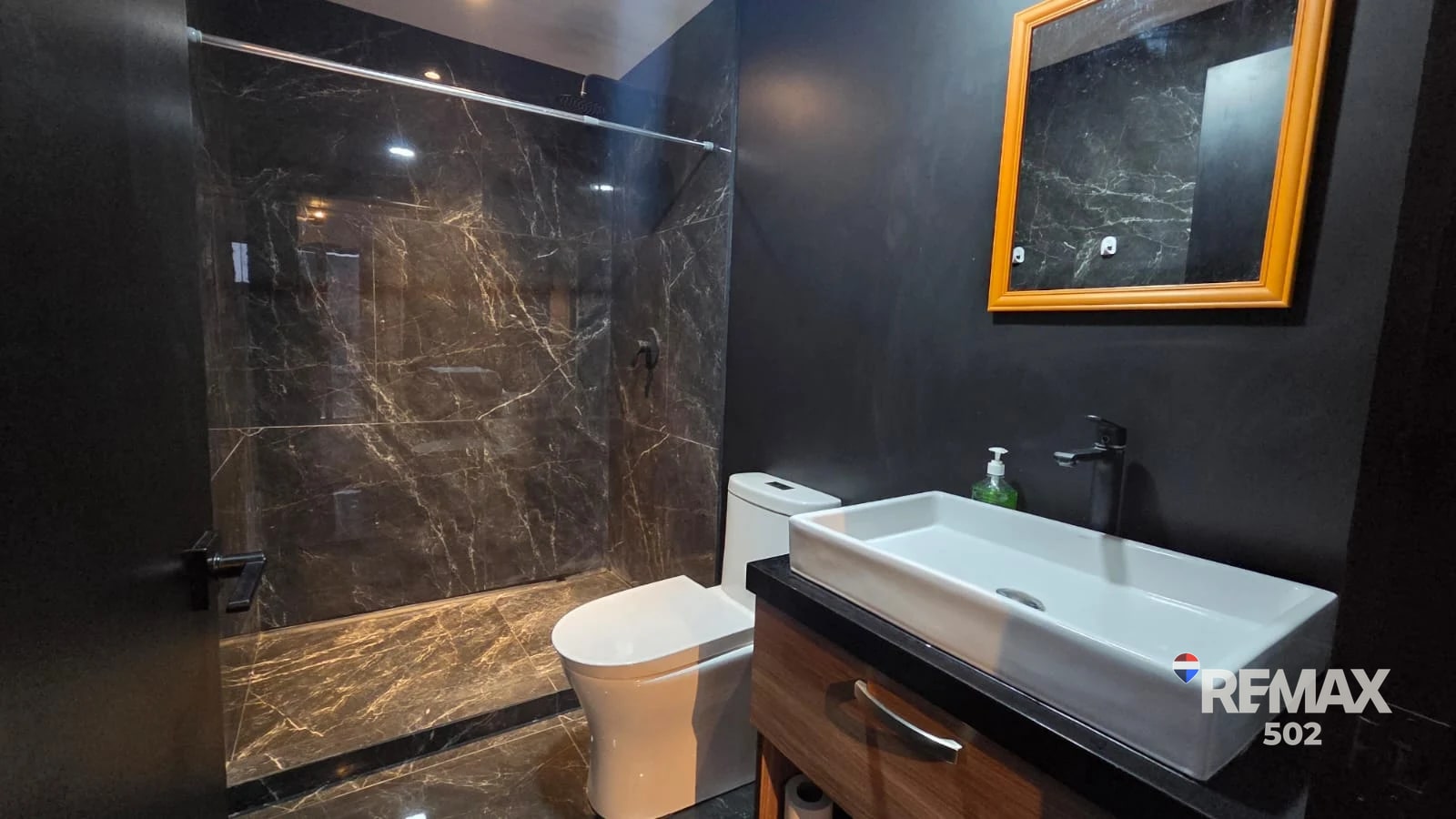 Apartamento en Venta Edificio Villa Mariscal zona 11, Guatemala — Apartamento en Venta en Colonia Mariscal, Zona 11, Guatemala, Ciudad — foto 4 de 12