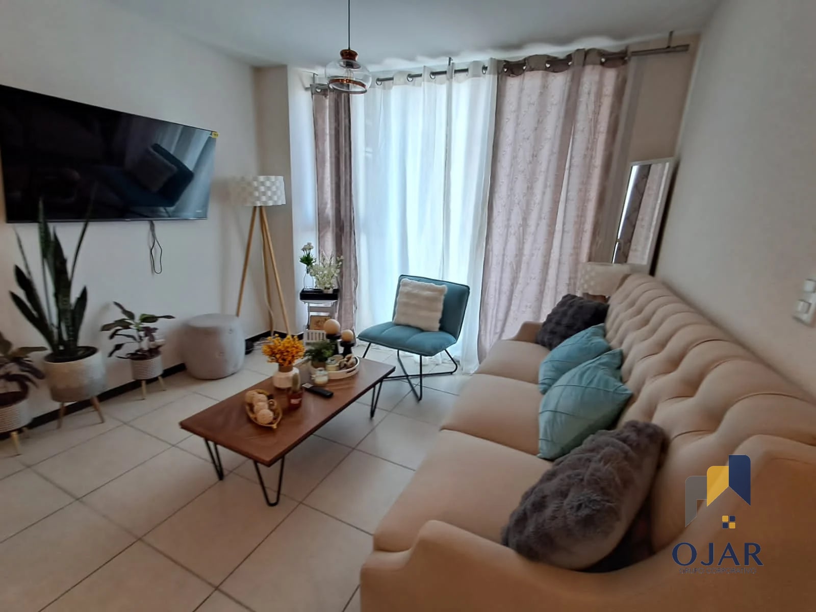 APARTAMENTO AMUEBLADO EN VENTA EN ZONA 11, PARQUE SAN JORGE — Apartamento en Venta en Parque San Jorge, Zona 11, Guatemala, Ciudad — foto 2 de 12