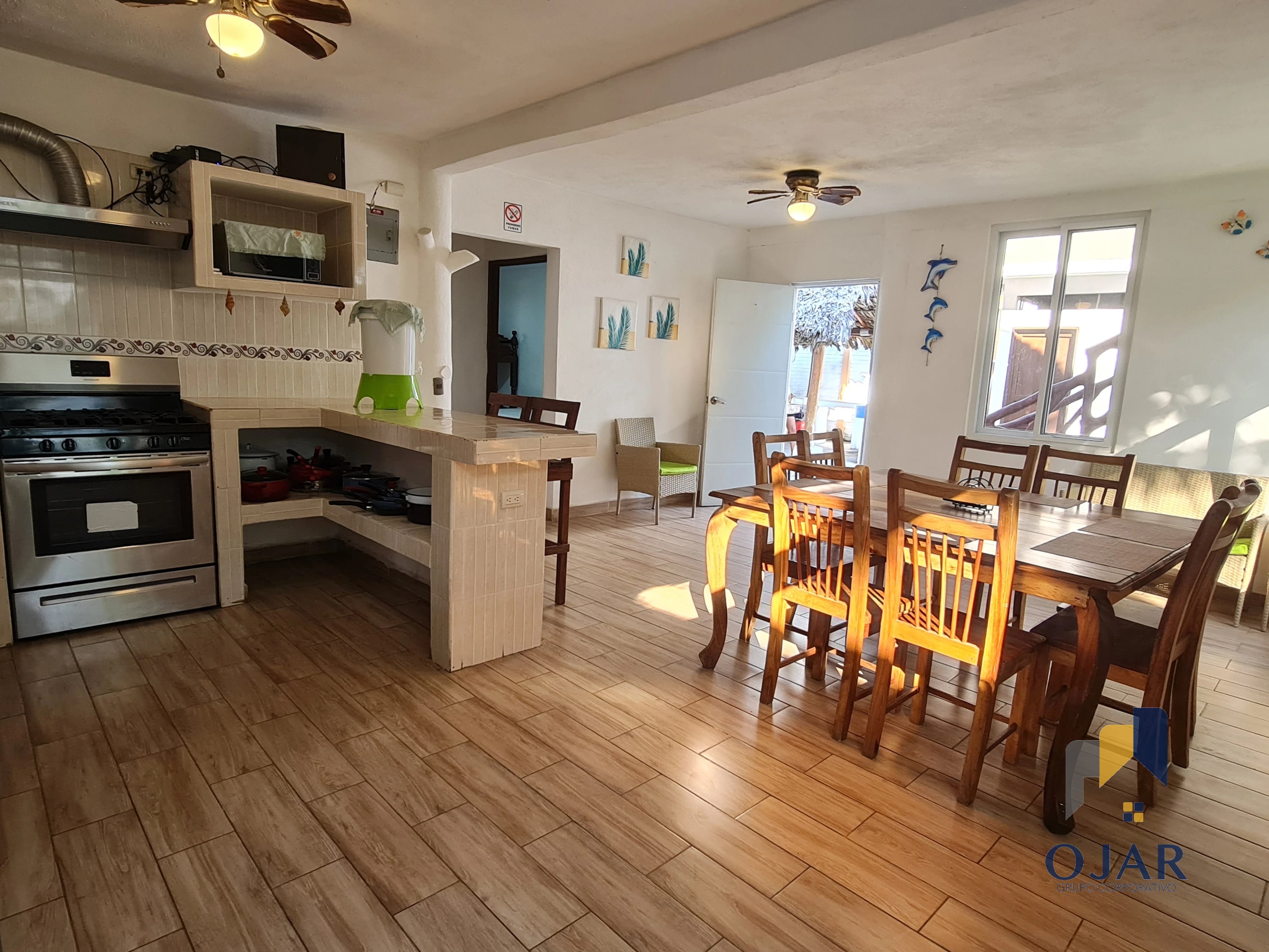 CASA FRENTE A LA PLAYA EN VENTA EN SIPACATE ESCUINTLA / AMUEBLADA — Casa vacacional en Venta en Sipacate, Escuintla — foto 9 de 13