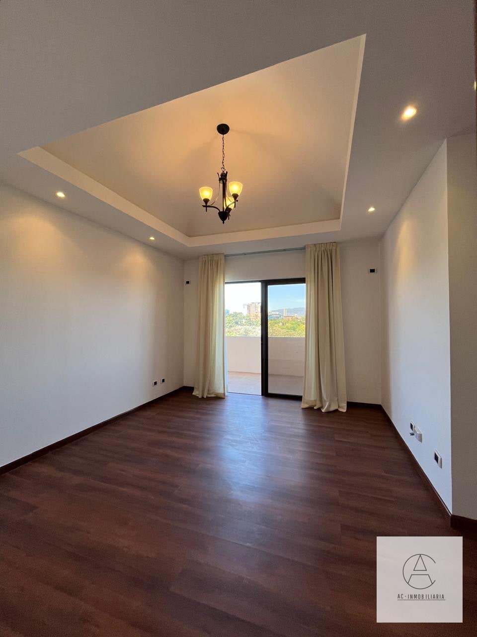 Apartamento en renta en Robledal zona 15 — Apartamento en Alquiler en El Robledal, Zona 15, Guatemala, Ciudad — foto 5 de 10