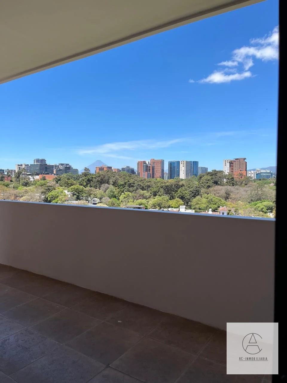 Apartamento en Renta, Edificio Robledal zona 15 — Apartamento en Alquiler en El Robledal, Zona 15, Guatemala, Ciudad — foto 4 de 10