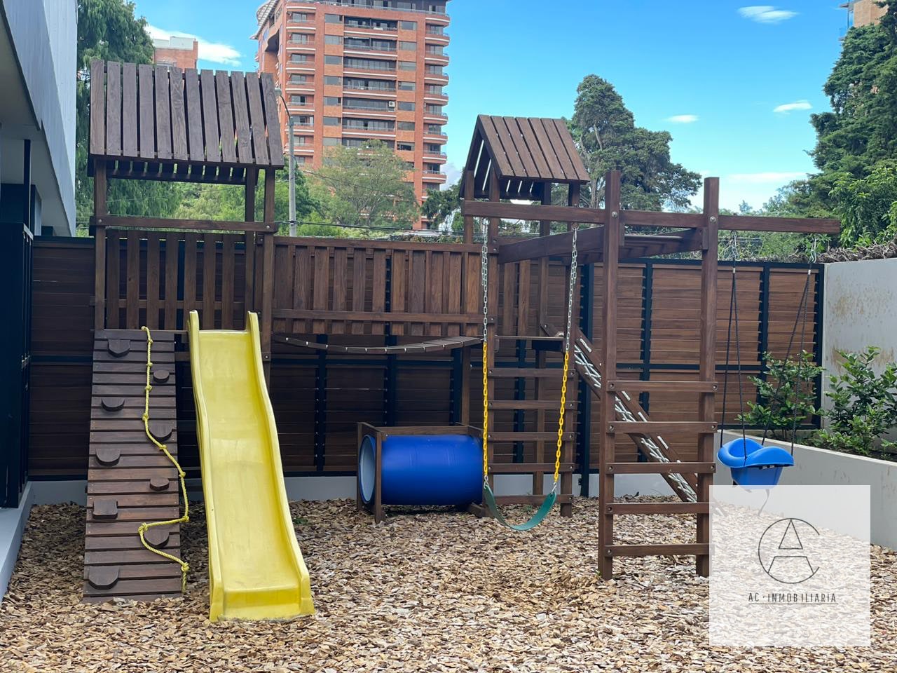 Apartamento en alquiler en zona 10 — Apartamento en Alquiler en Vasanta, Zona 10, Guatemala, Ciudad — foto 11 de 16
