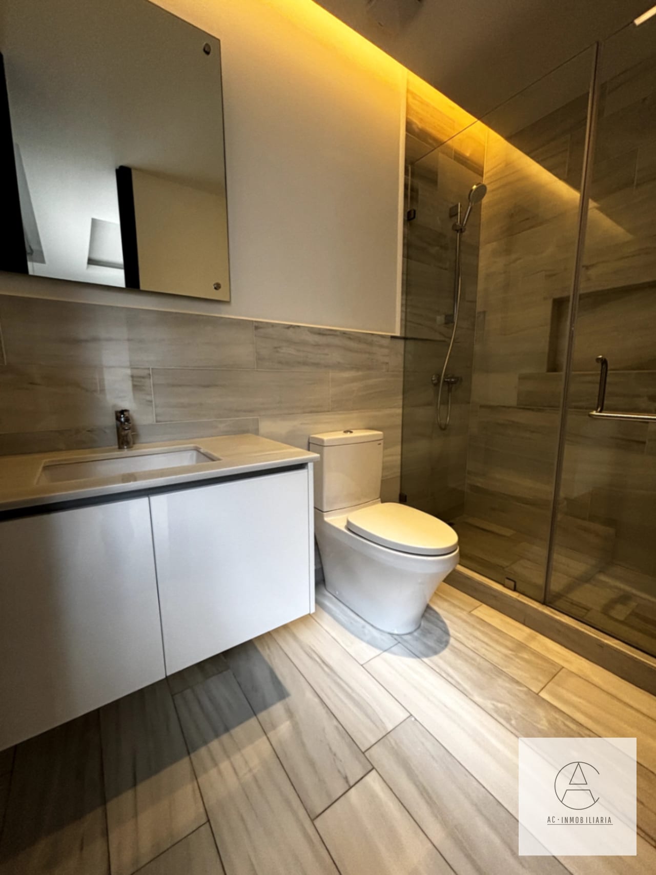 Apartamento en alquiler, BADEN, VH1, zona 15 — Apartamento en Alquiler en Baden, Zona 15, Guatemala, Ciudad — foto 7 de 17