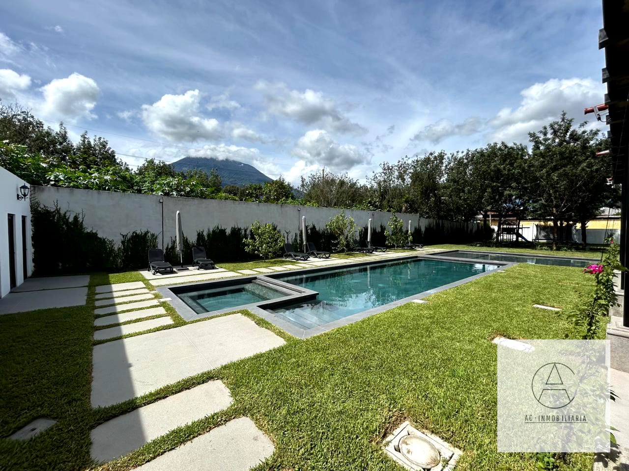 TERRENO EN VENTA EN LOS APOSTOLES, ANTIGUA GUATEMALA — Terreno en Venta en Antigua, Sacatepéquez — foto 1 de 6