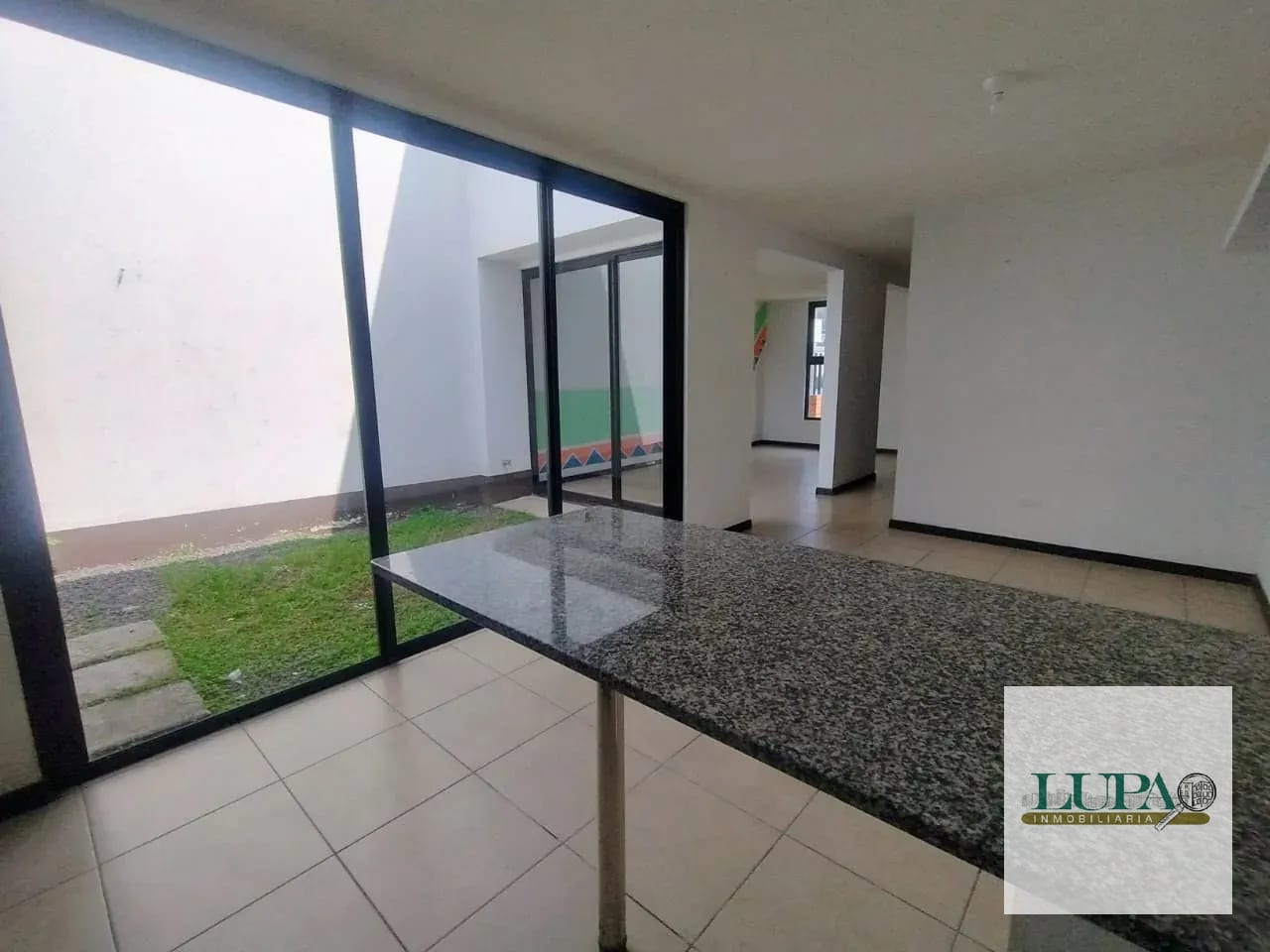CASA EN VENTA EN SENDEROS DEL COMENDADOR — Casa en Venta en Ciudad Vieja, Sacatepéquez — foto 1 de 5
