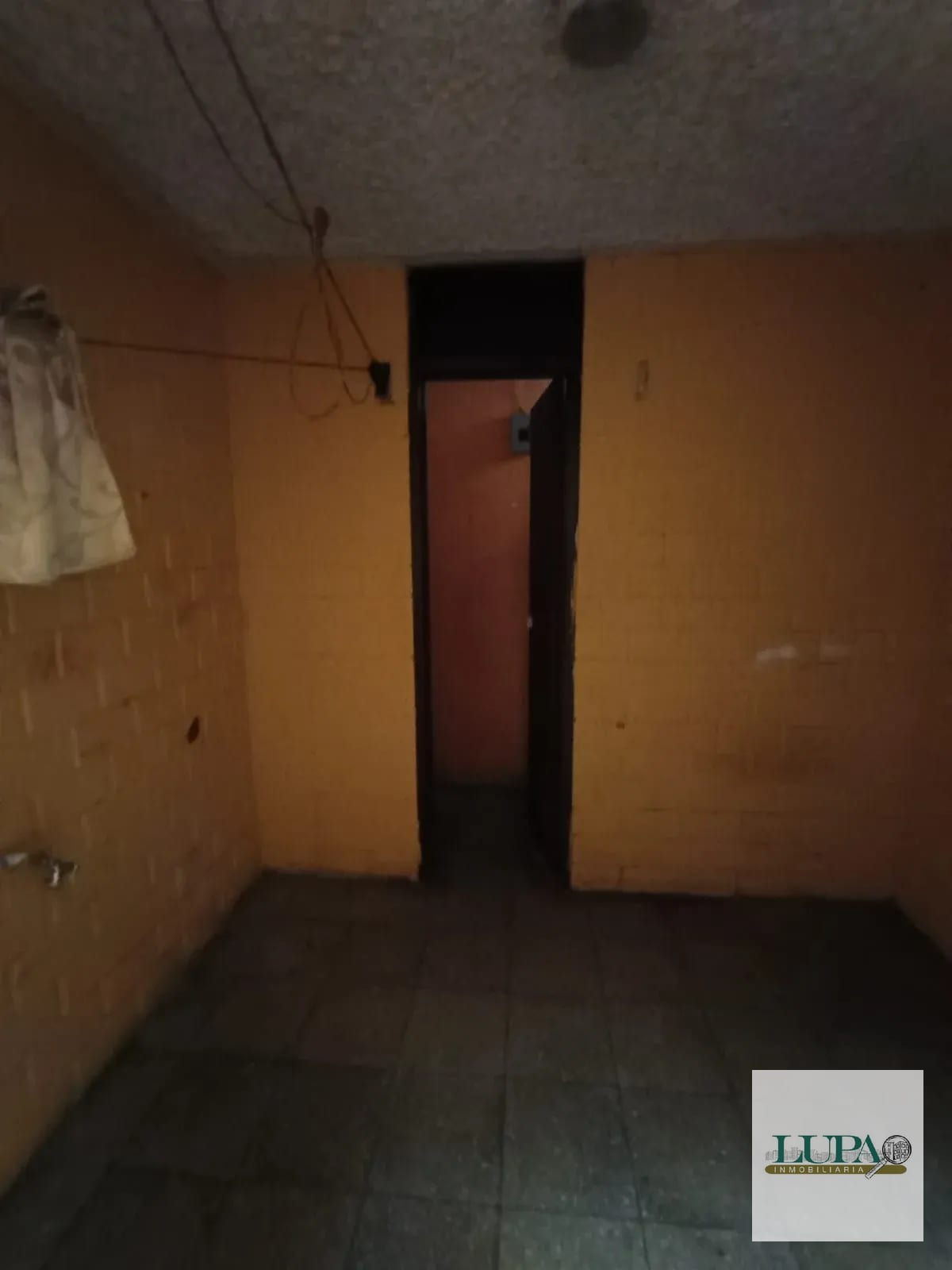 SE VENDE CASA DE 1 NIVEL EN COLONIA MOLINO DE FLORES EN ZONA 2 DE MIXCO — Casa en Venta en Zona 2 Mixco, Guatemala, Ciudad — foto 3 de 4
