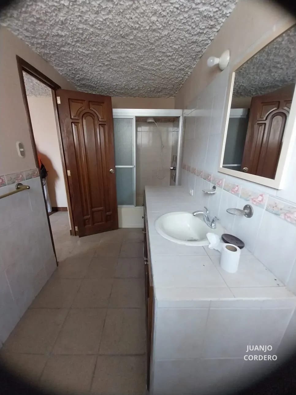 🏡🔑 ¡Se Vende Linda Casa en Residencial Valle Dorado! — Casa en Venta en Zona 8 Mixco, Guatemala, Ciudad — foto 10 de 11