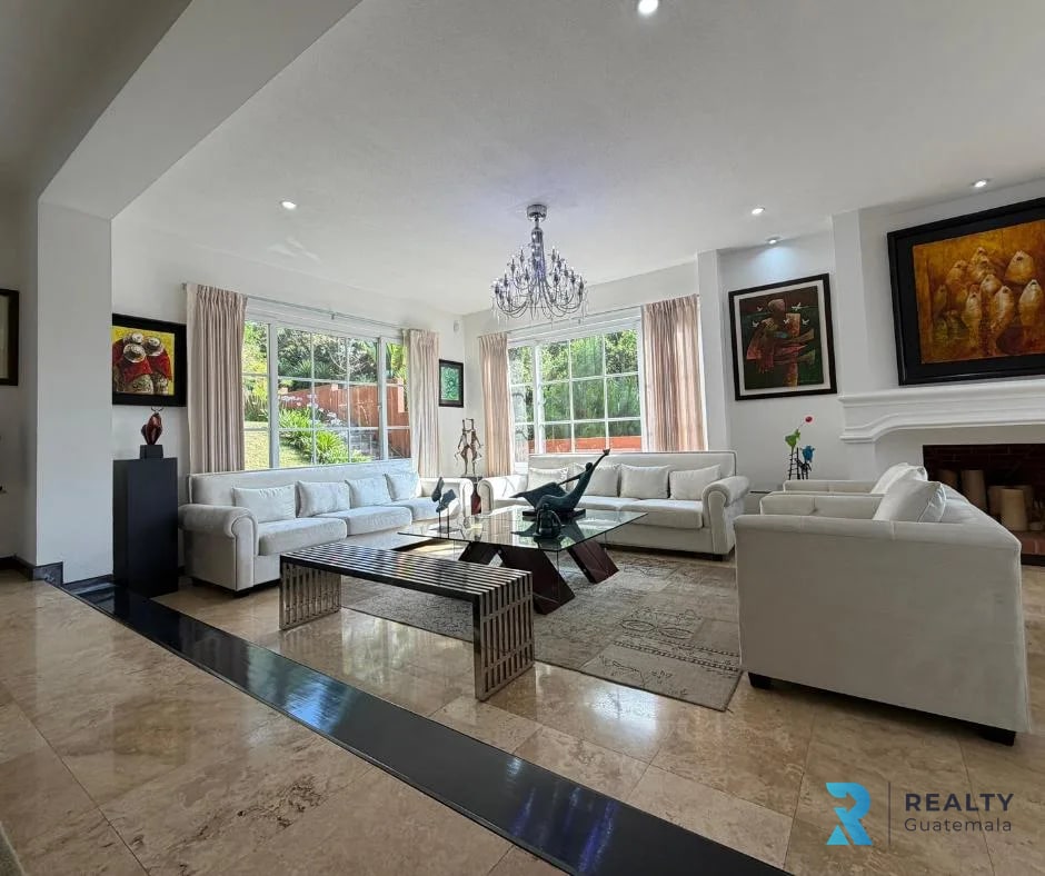 VENDO Casa Colinas Castel, Km. 18.5 CAES — Casa en Venta en Colinas de Castel, Carretera a El Salvador, Guatemala, Ciudad — foto 1 de 15