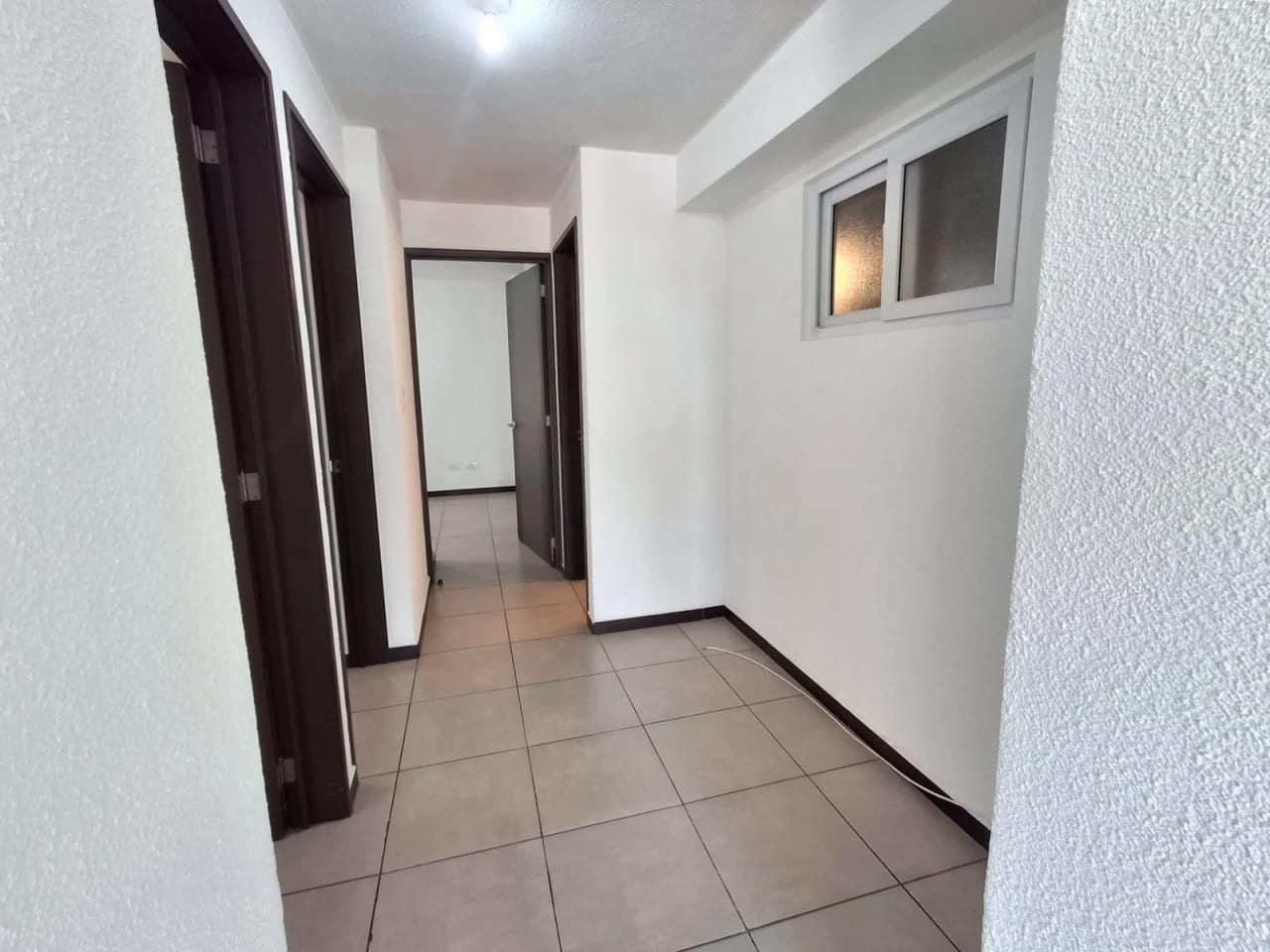 Rento Apartamento Parque 11, Zona 11 — Apartamento en Alquiler en Parque 11, Zona 11, Guatemala, Ciudad — foto 4 de 13