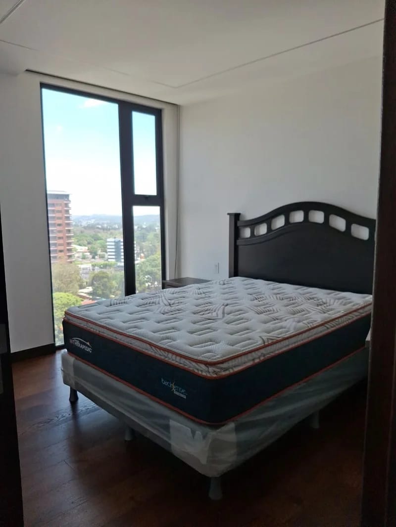 Alquiler de Apartamento en Zona 10 Vasanta 1 dormitorio amueblado. — Apartamento en Alquiler en Vasanta, Zona 10, Guatemala, Ciudad — foto 5 de 14