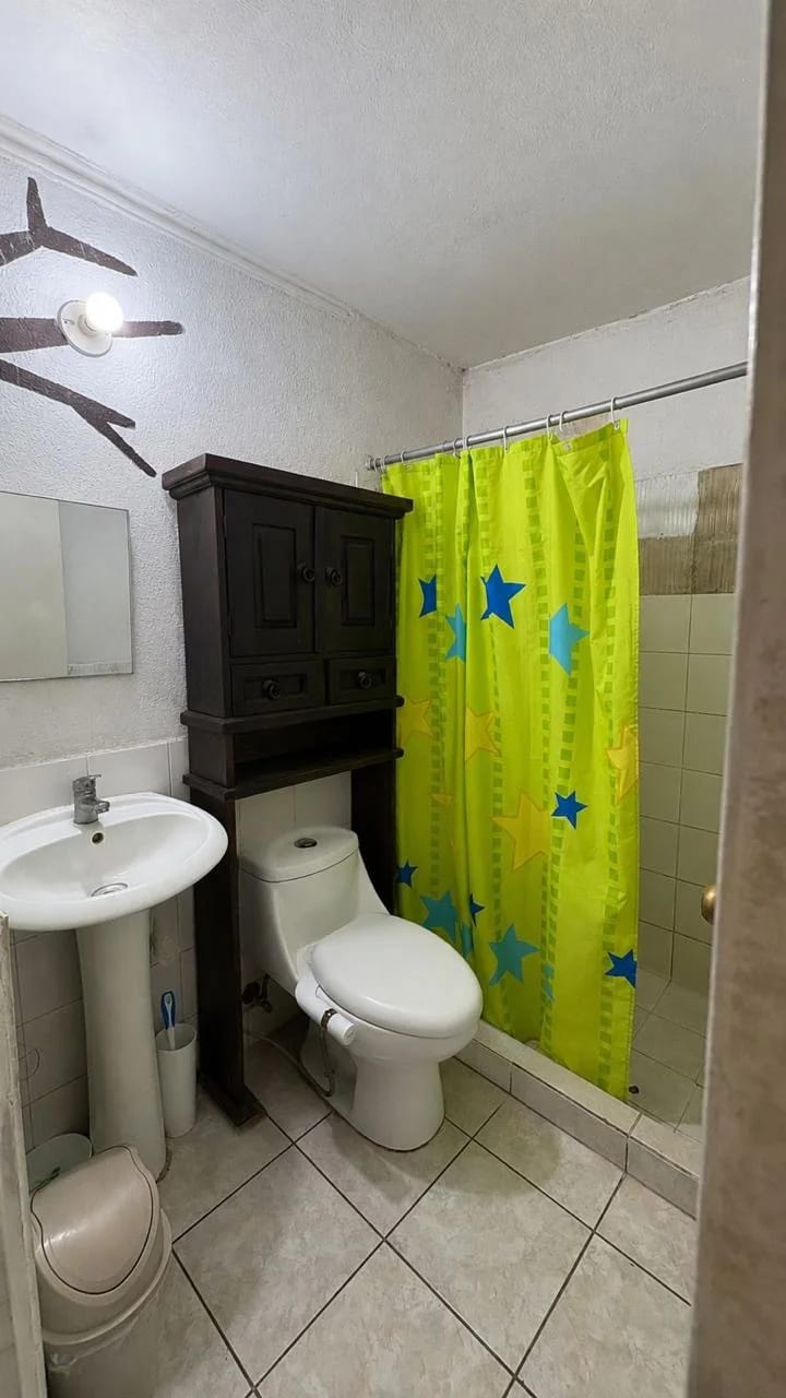 Venta de casa en Fuentes del Valle 2 Villa Nueva — Casa en Venta en Villa Nueva, Guatemala, Ciudad — foto 8 de 9