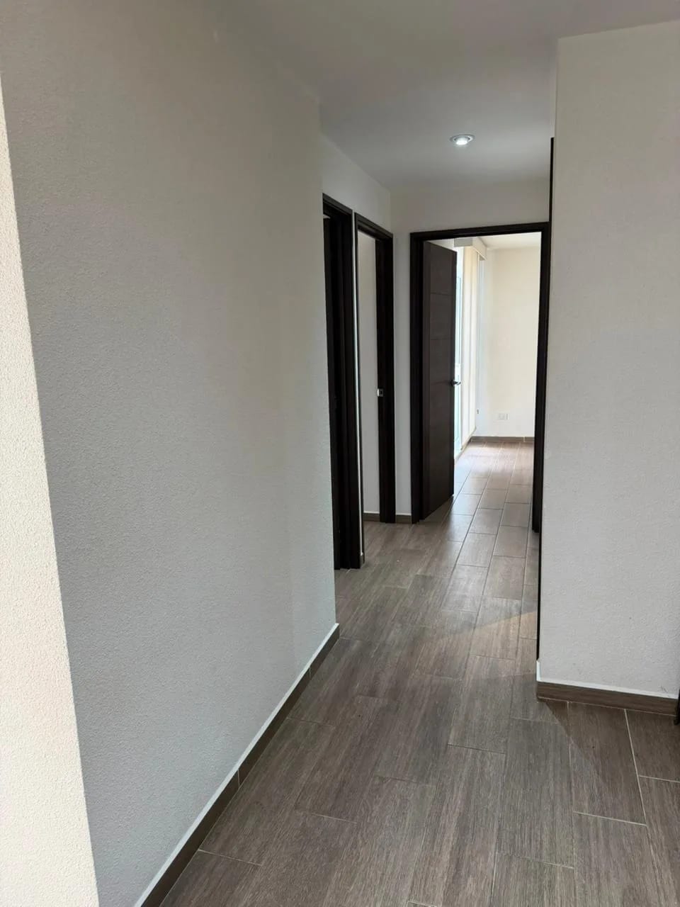 Apartamento en renta en Parque Mateo Zona 7 de 3 dormitorios — Apartamento en Alquiler en Parque Mateo, Zona 7, Guatemala, Ciudad — foto 10 de 11
