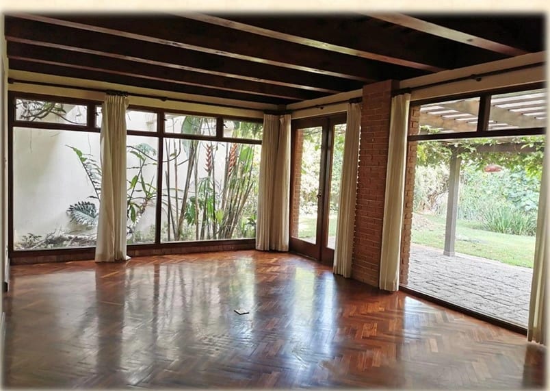 Alquilo Casa Zona 14 Amplia en Ubicación Inmejorable — Casa en Alquiler en Zona 14, Guatemala, Ciudad — foto 2 de 15