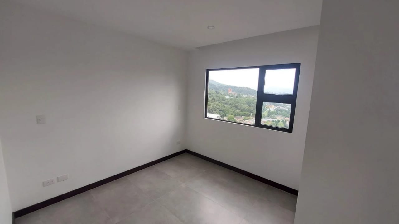 Alquiler de apartamento en zona 15 Arlés Vista Hermosa II — Apartamento en Alquiler en Arles, Zona 15, Guatemala, Ciudad — foto 6 de 13