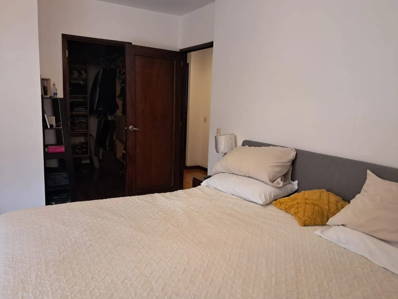 Alquiler de apartamento en zona 14 Plenum Catorce de 3 dormitorios — Apartamento en Alquiler en Plenum 14, Zona 14, Guatemala, Ciudad — foto 9 de 14