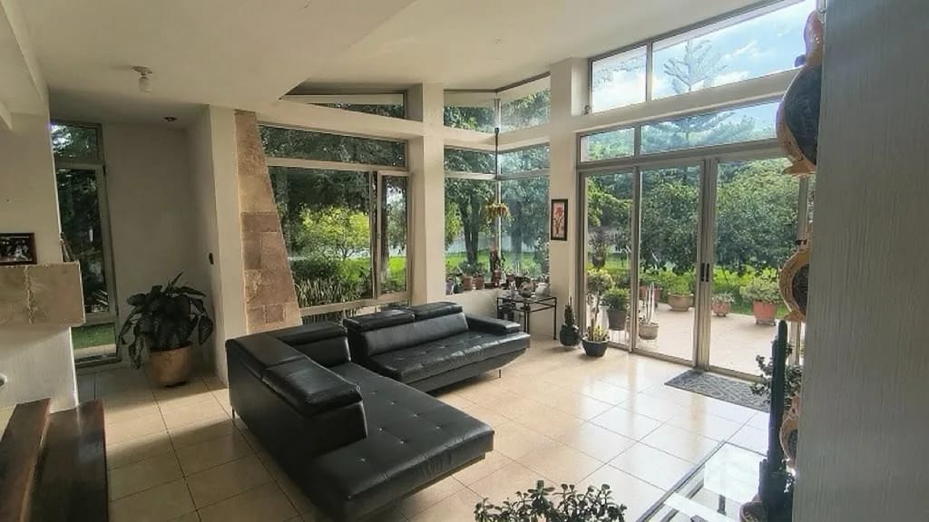 Venta de Casa con Amplio Terreno en San Lucas Choacorral — Casa en Venta en San Lucas Sacatepéquez, Sacatepéquez — foto 6 de 13