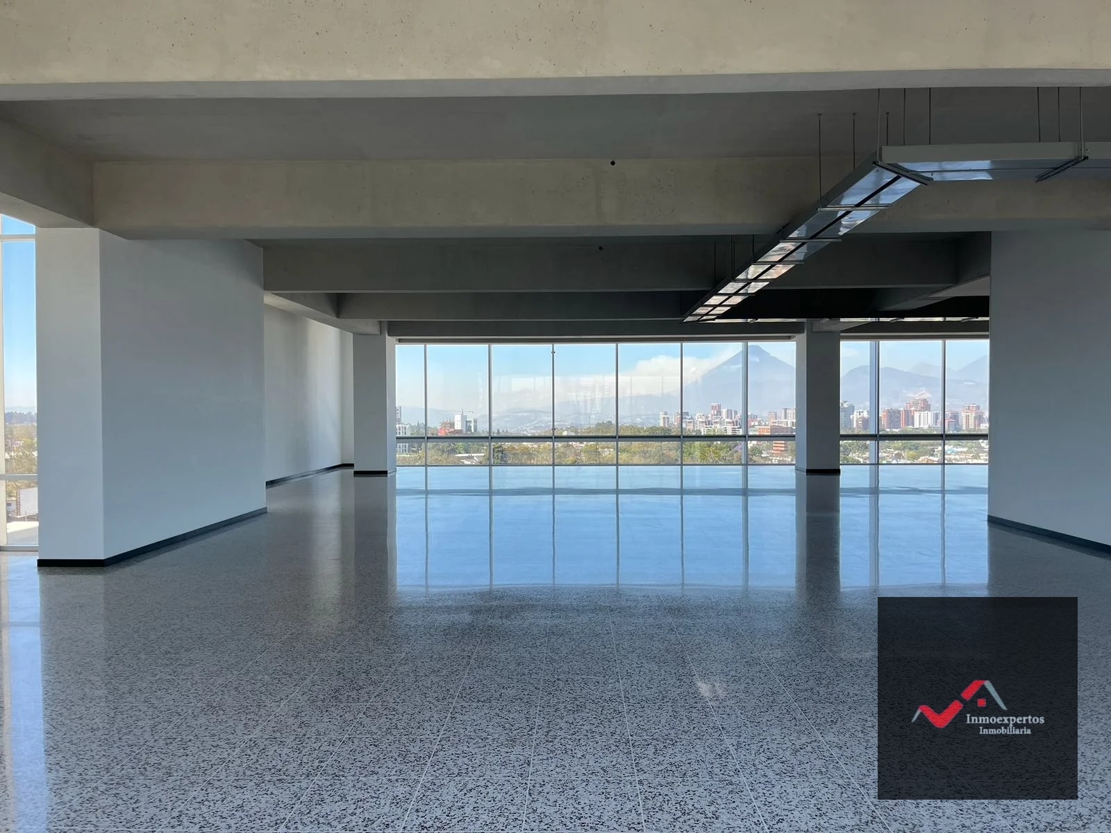 EDIFICIO EN RENTA – ZONA 10 — Edificio en Alquiler en Zona 10, Guatemala, Ciudad — foto 10 de 10