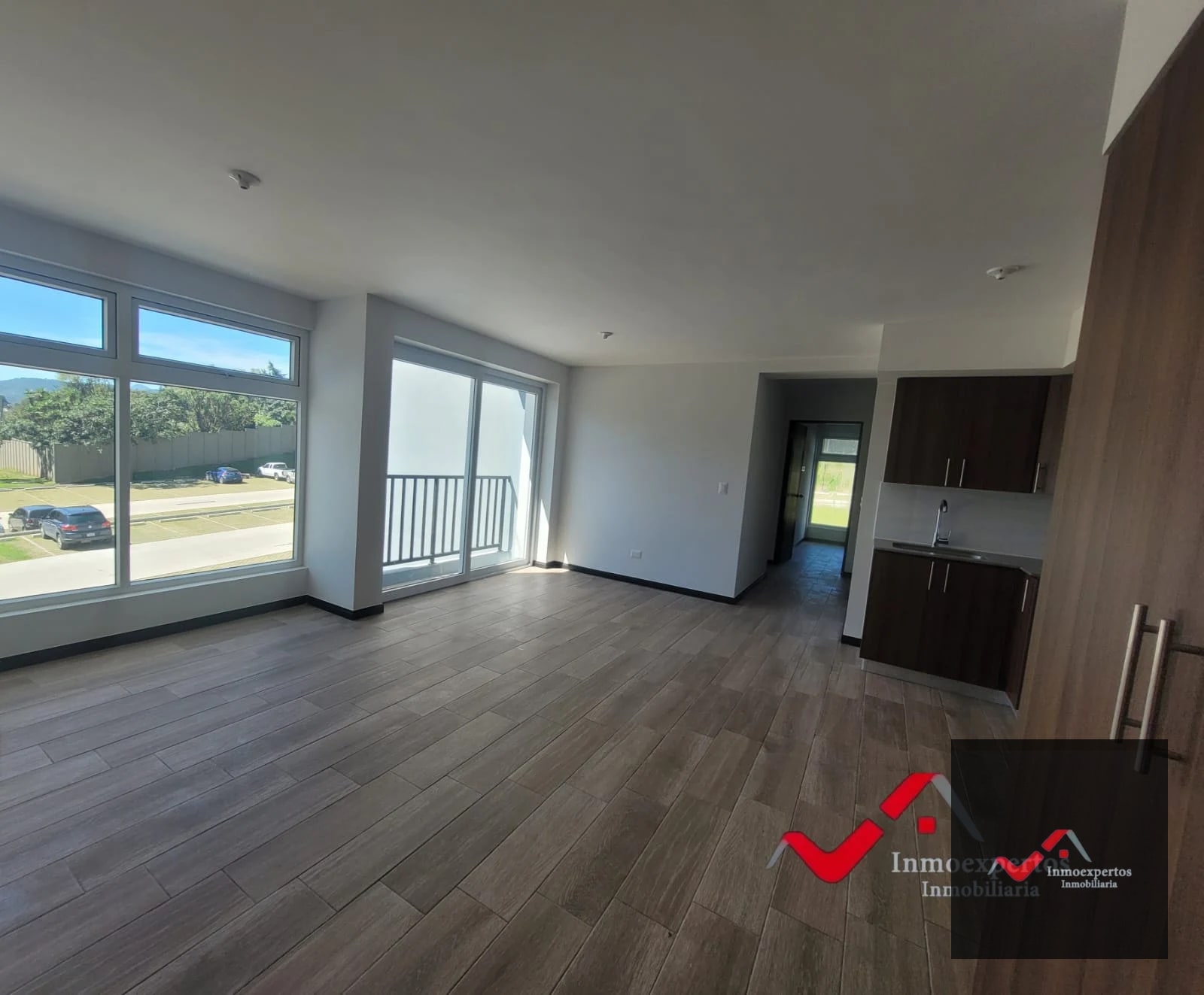 APARTAMENTO EN VENTA ZONA 1 MIXCO — Apartamento en Venta en Sakai, Zona 1 Mixco, Guatemala, Ciudad — foto 1 de 12