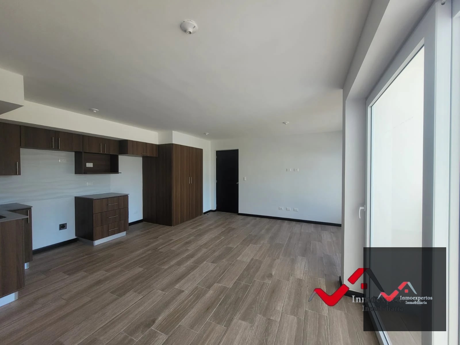 APARTAMENTO EN VENTA ZONA 1 MIXCO — Apartamento en Venta en Sakai, Zona 1 Mixco, Guatemala, Ciudad — foto 8 de 12