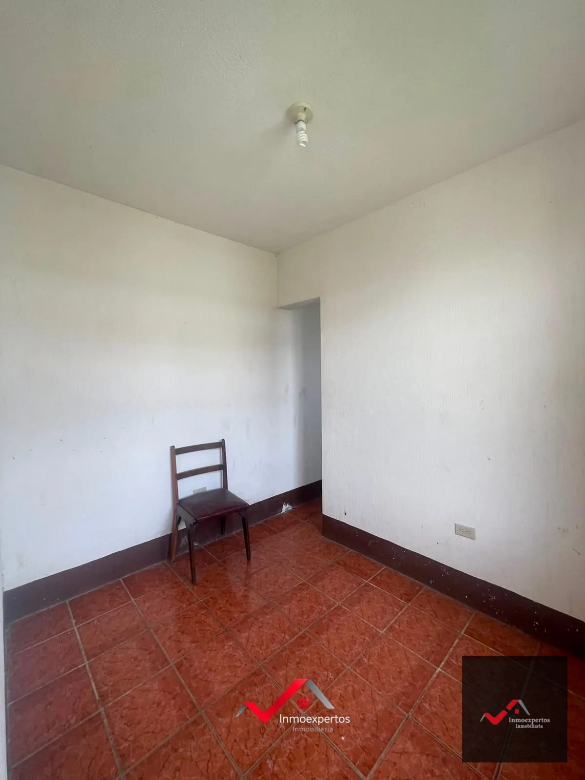 Casa en Renta | San Cristóbal, Zona 8 de Mixco | Sector B1 — Casa en Alquiler en Zona 8 Mixco, Guatemala, Ciudad — foto 2 de 17