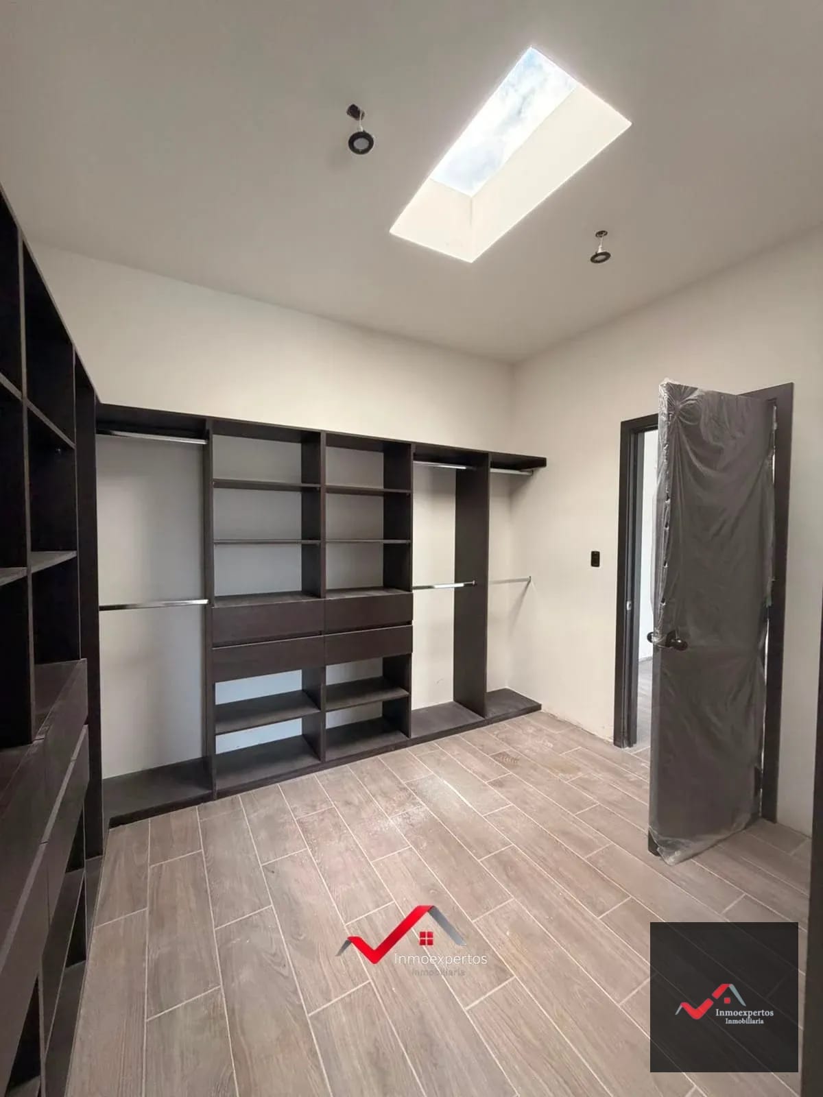 Casa en Venta | San Cristóbal, Zona 8 de Mixco – Sector B2 — Casa en Venta en Vista al Valle, Zona 8 Mixco, Guatemala, Ciudad — foto 7 de 17