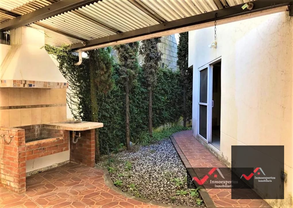 Casa en Venta | San Cristóbal, Zona 8 de Mixco — Casa en Venta en Zona 8 Mixco, Guatemala, Ciudad — foto 3 de 17