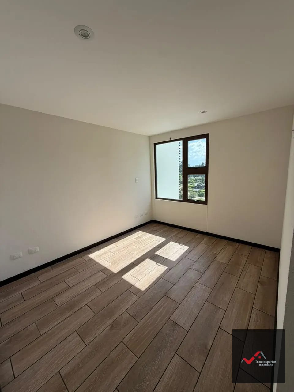 Apartamento en Renta | San Isidro 20-21, Zona 16 — Apartamento en Alquiler en Jardines de San Isidro, Zona 16, Guatemala, Ciudad — foto 3 de 9