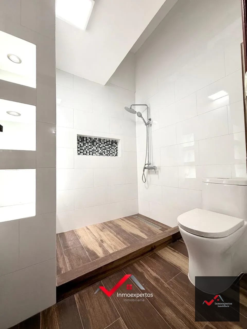 Casa en Venta | San Cristóbal, Zona 8 de Mixco Sector B1 — Casa en Venta en Zona 8 Mixco, Guatemala, Ciudad — foto 4 de 17