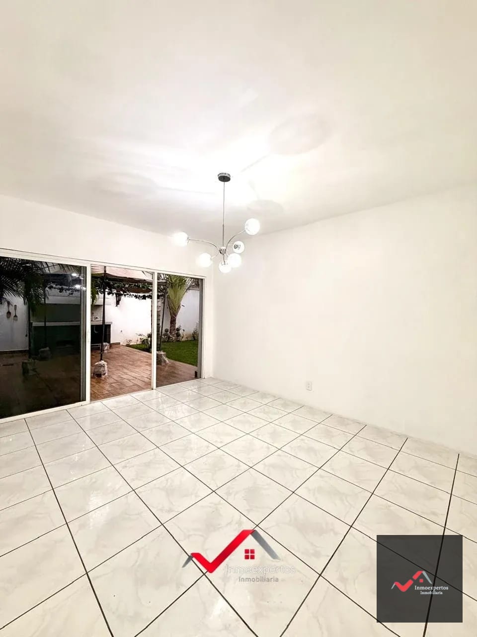 Casa en Venta | San Cristóbal, Zona 8 de Mixco Sector B1 — Casa en Venta en Zona 8 Mixco, Guatemala, Ciudad — foto 13 de 17