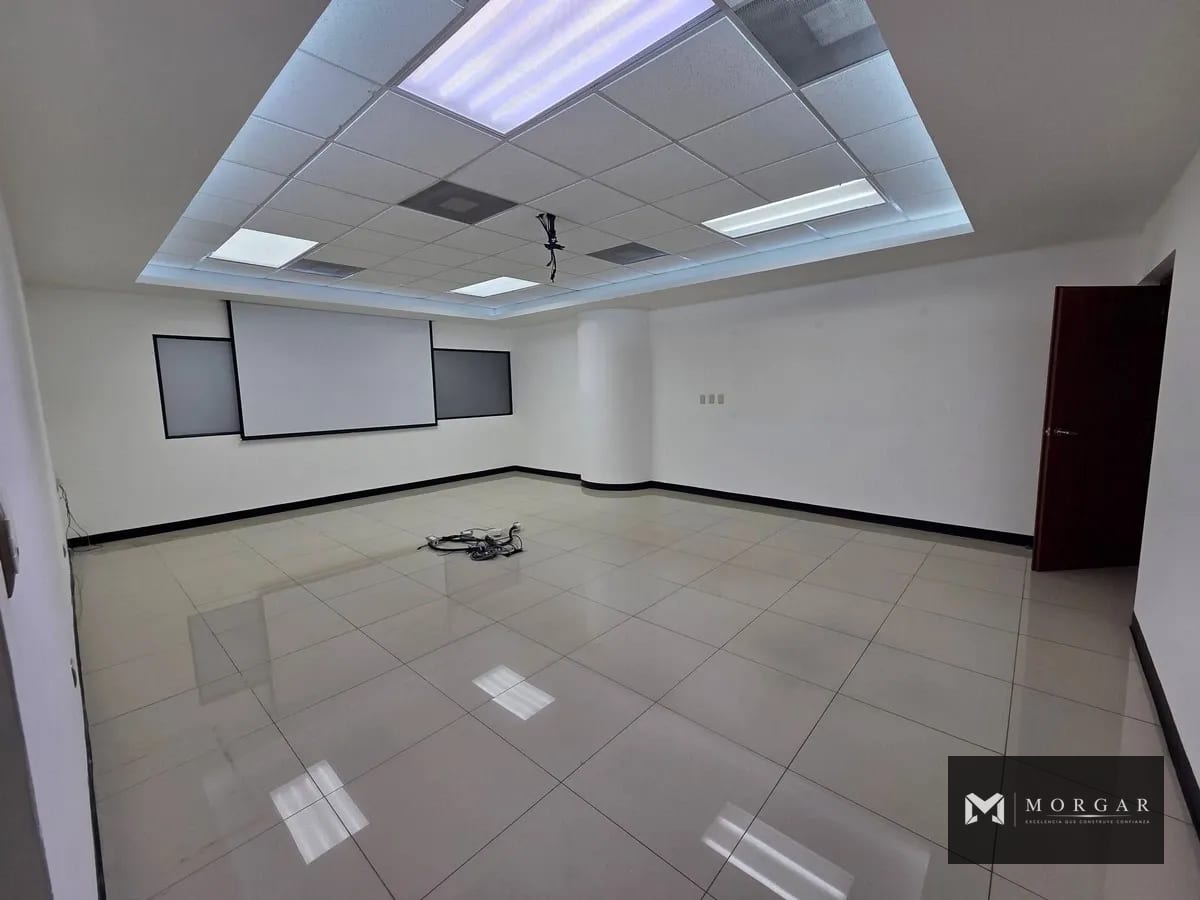 Oficina en alquiler en Zona 10 de 785.45 m² por $ 11,781.80 — Oficina en Alquiler en Zona 10, Guatemala, Ciudad — foto 8 de 10