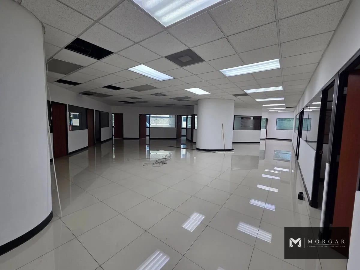 Oficina en alquiler en Zona 10 de 785.45 m² por $ 11,781.80 — Oficina en Alquiler en Zona 10, Guatemala, Ciudad — foto 1 de 10