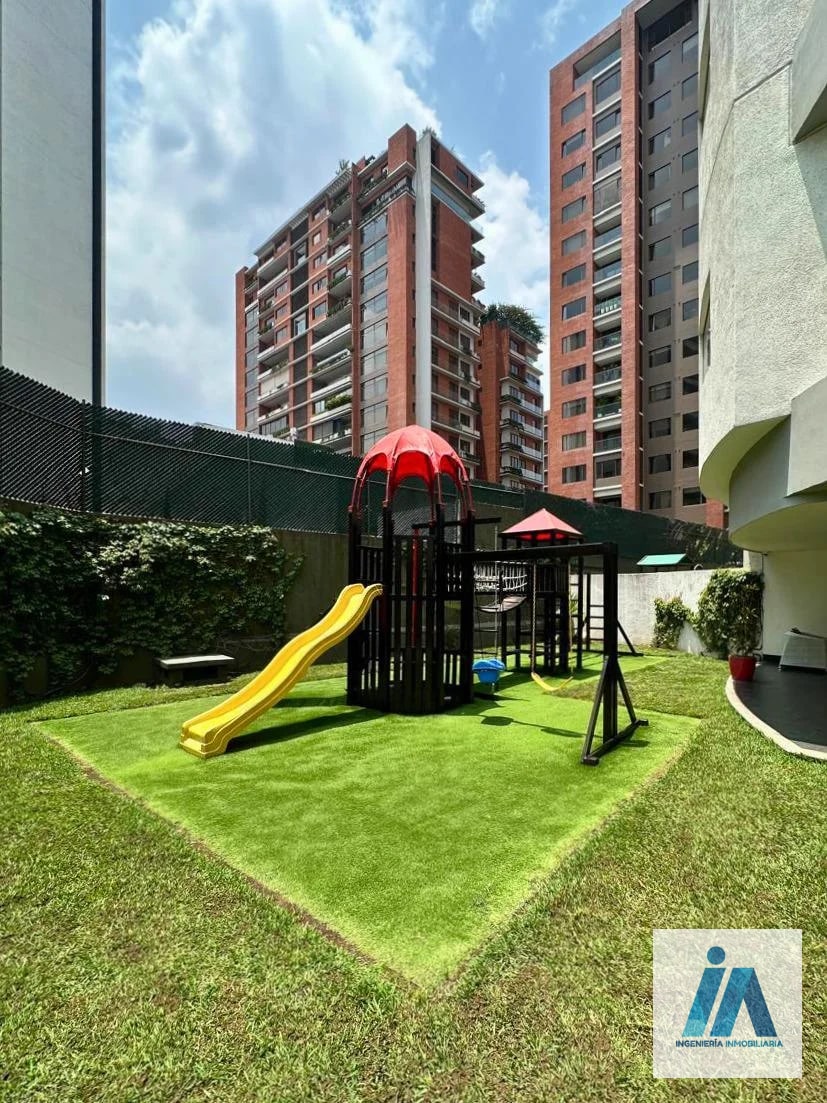 APARTAMENTO EN ALQUILER 📍Edificio Attica II, Zona 14 - 11