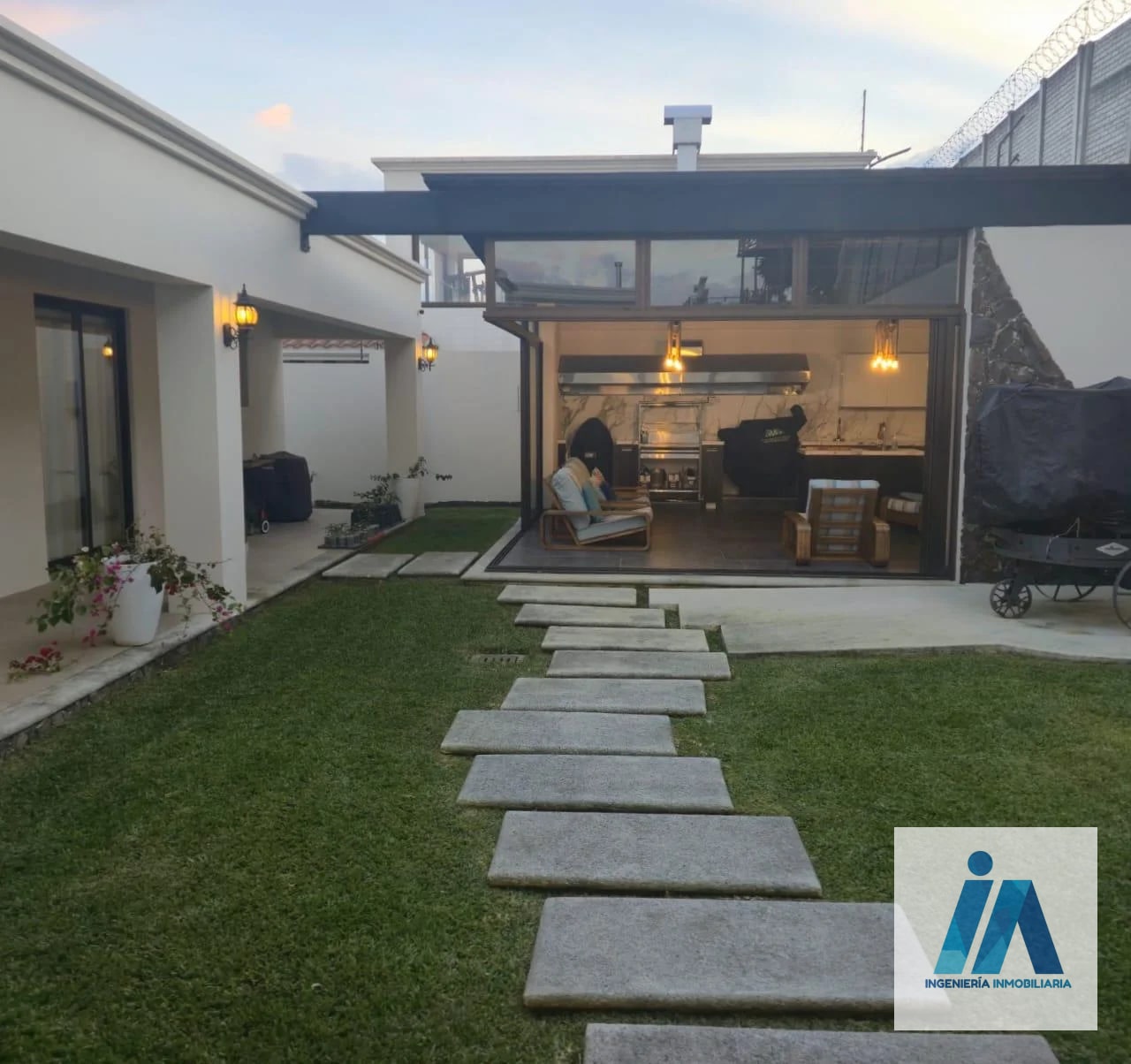 IMPRESIONANTE CASA EN VENTA 📍Condominio Lazos de Fraijanes, Km. 19 Carretera a El Salvador - 9