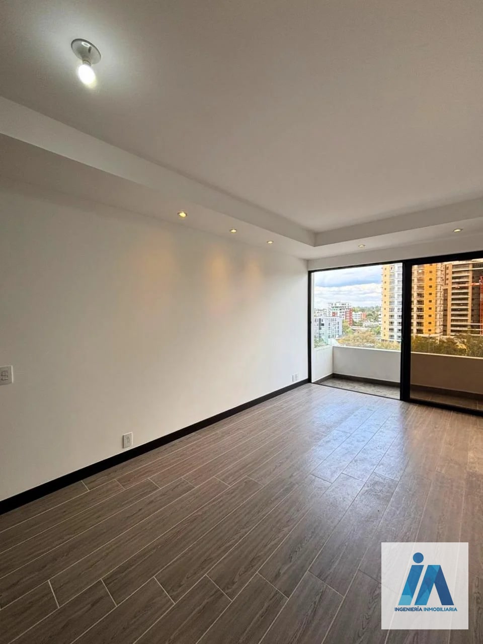 APARTAMENTO EN ALQUILER 📍Edificio Alena, Zona 15 VH II - 2