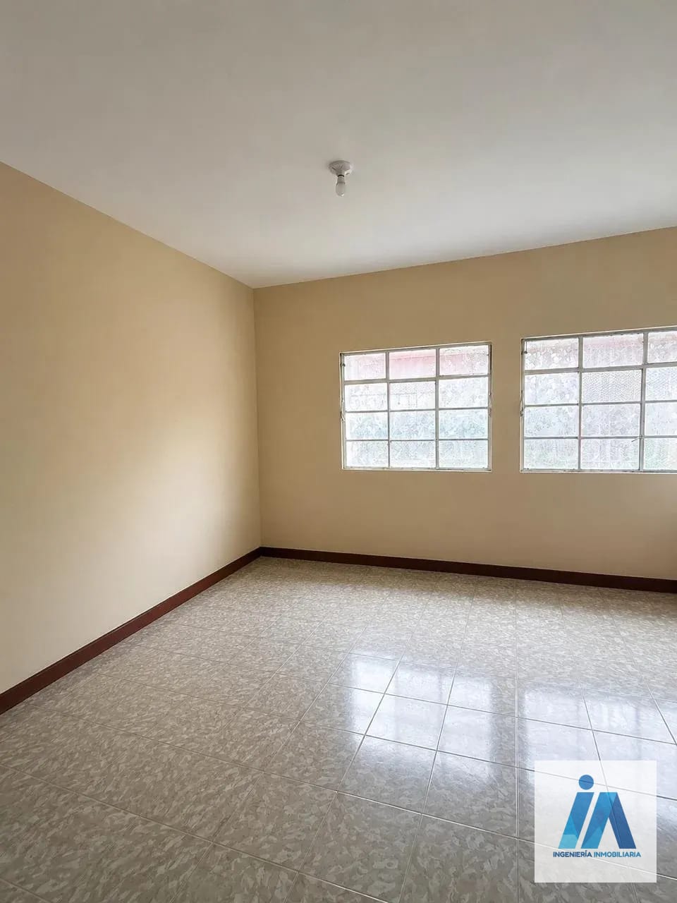 ⭕️ NUEVO PRECIO BODEGA EN ALQUILER o VENTA – Zona 1, Ciudad de Guatemala — Bodega / Ofibodega en Alquiler en Zona 1, Guatemala, Ciudad — foto 7 de 10