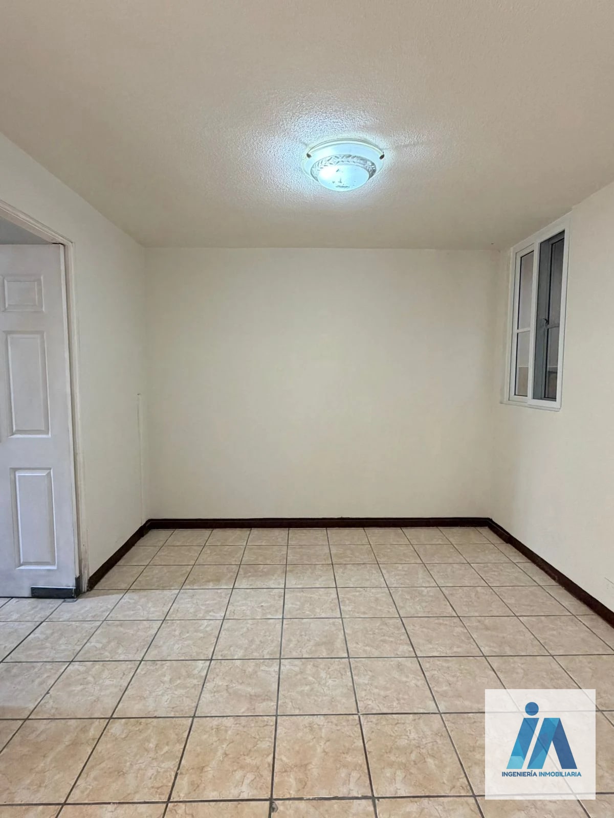 OPORTUNIDAD ÚNICA❗️ CASA EN VENTA 📍 Colinas de Monte María Sur, Zona 7 Villa Nueva — Casa en Venta en Villa Nueva, Guatemala, Ciudad — foto 3 de 12