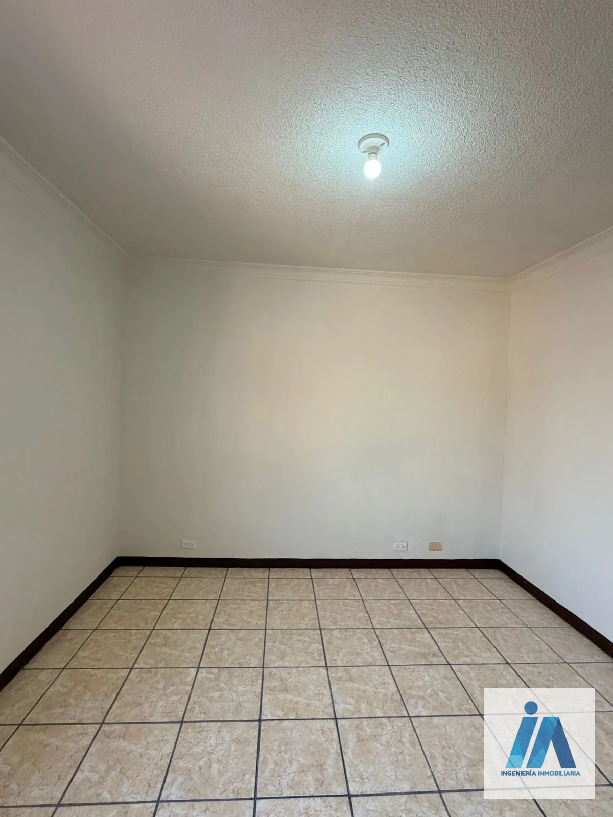 OPORTUNIDAD ÚNICA❗️ CASA EN VENTA 📍 Colinas de Monte María Sur, Zona 7 Villa Nueva — Casa en Venta en Villa Nueva, Guatemala, Ciudad — foto 10 de 12