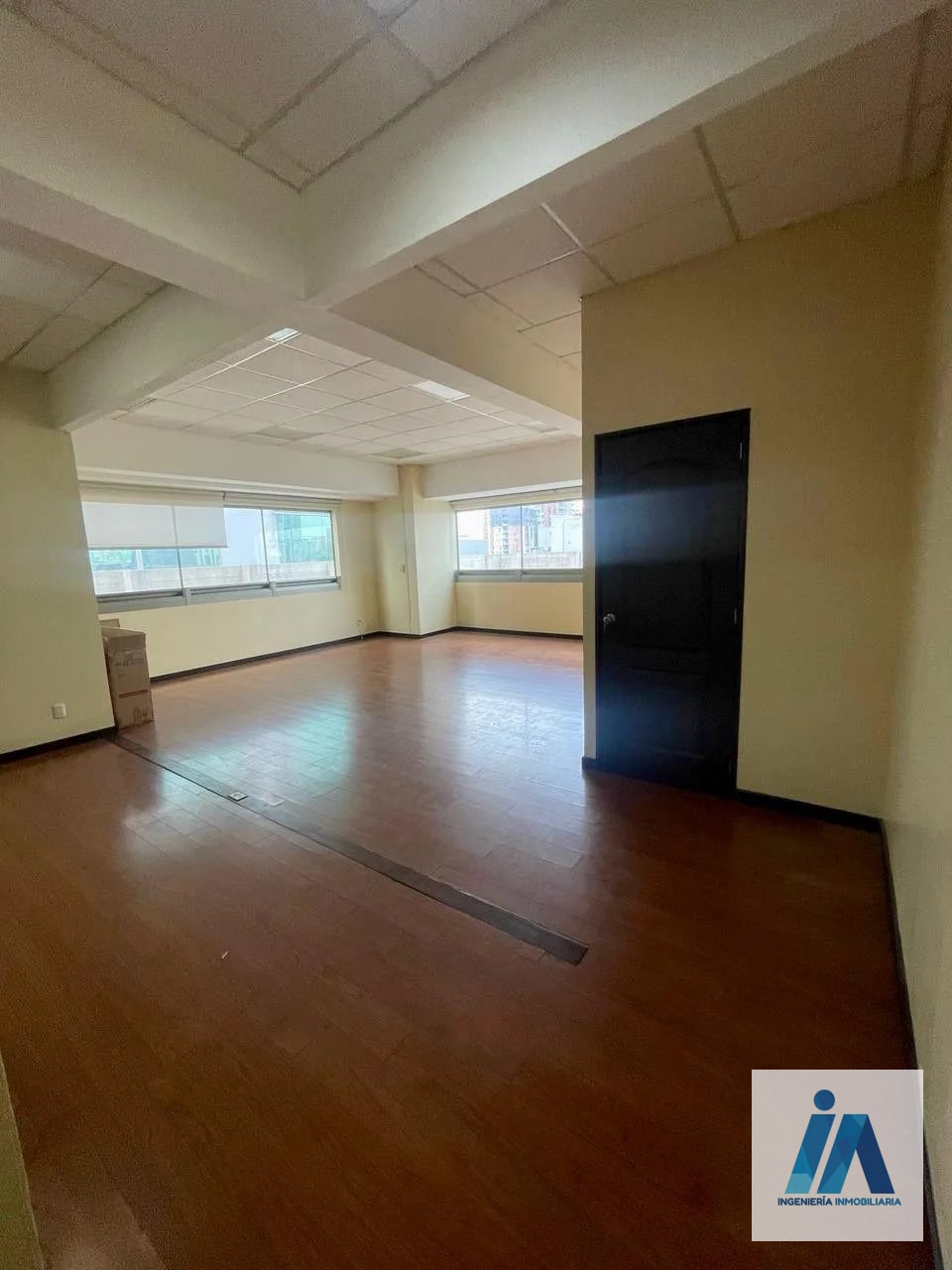 OFICINA EN ALQUILER📍 Edificio Torino 1, zona 10 — Oficina en Alquiler en Zona 10, Guatemala, Ciudad — foto 5 de 12